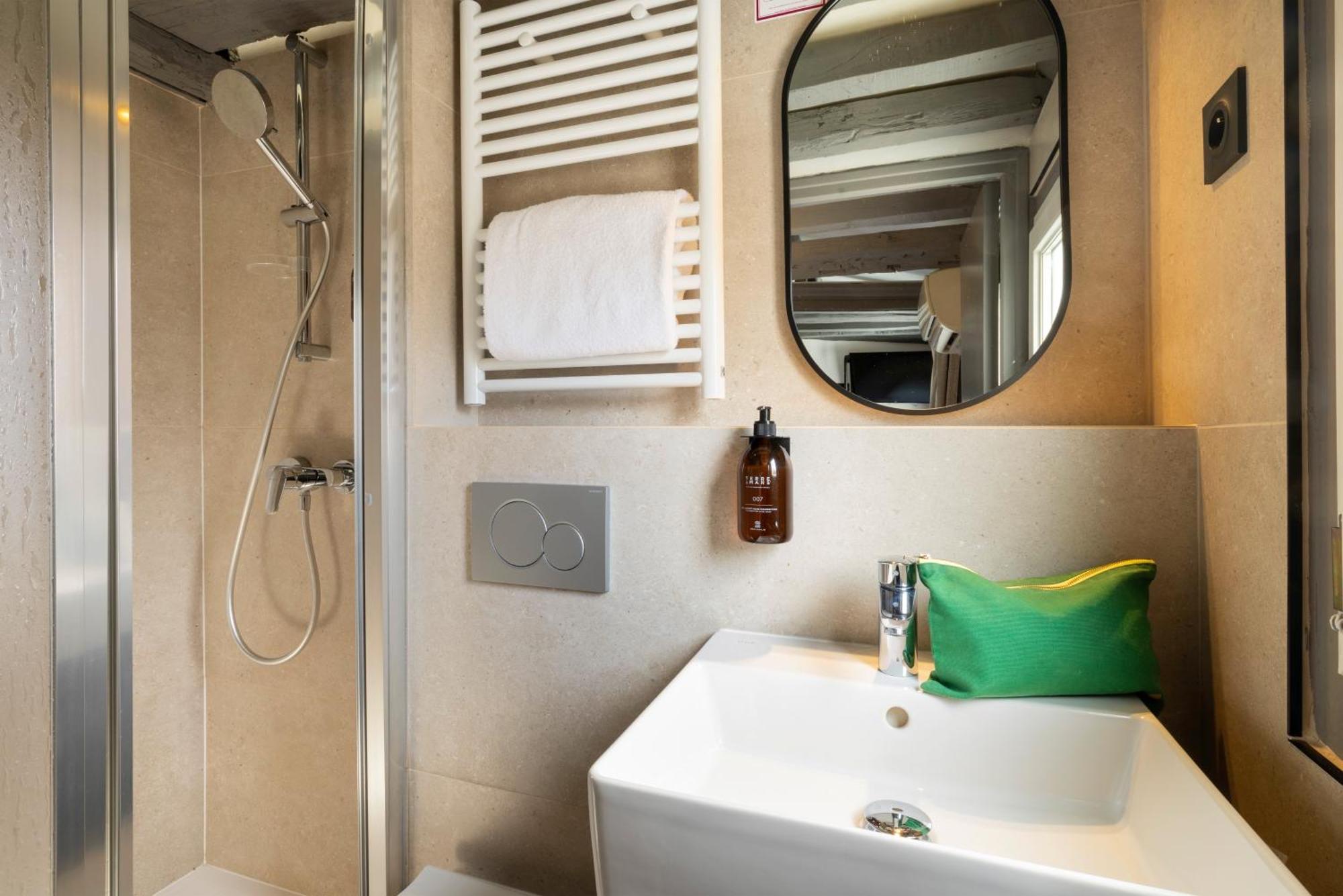 Hotel Korner Louvre Parigi