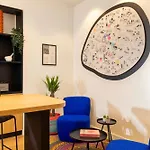 Korner Louvre Hotel 3*