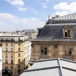 Korner Louvre