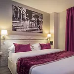 Korner Louvre Hotel 3*