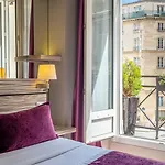 Korner Louvre Hotel