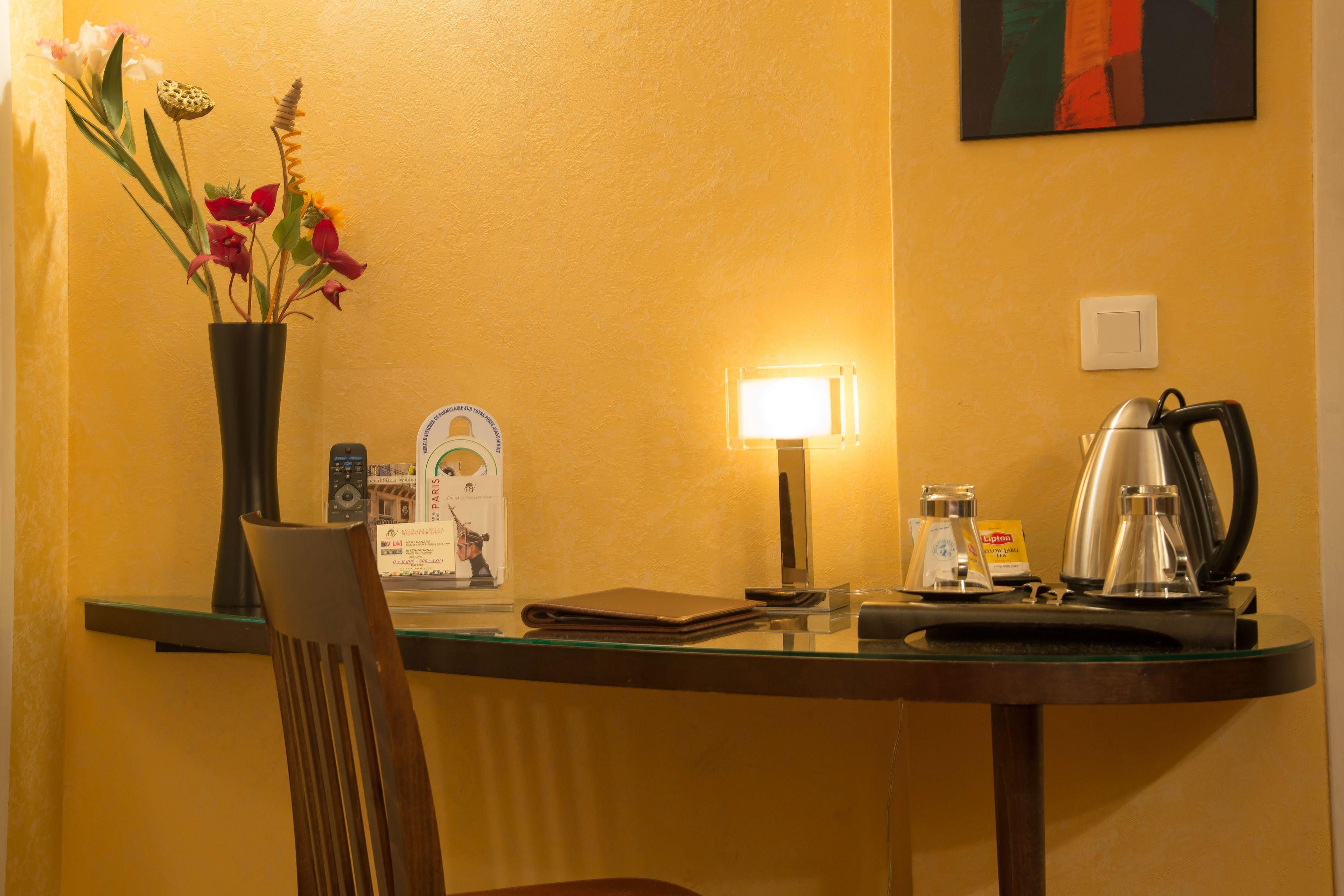 Korner Louvre Hotel 3*