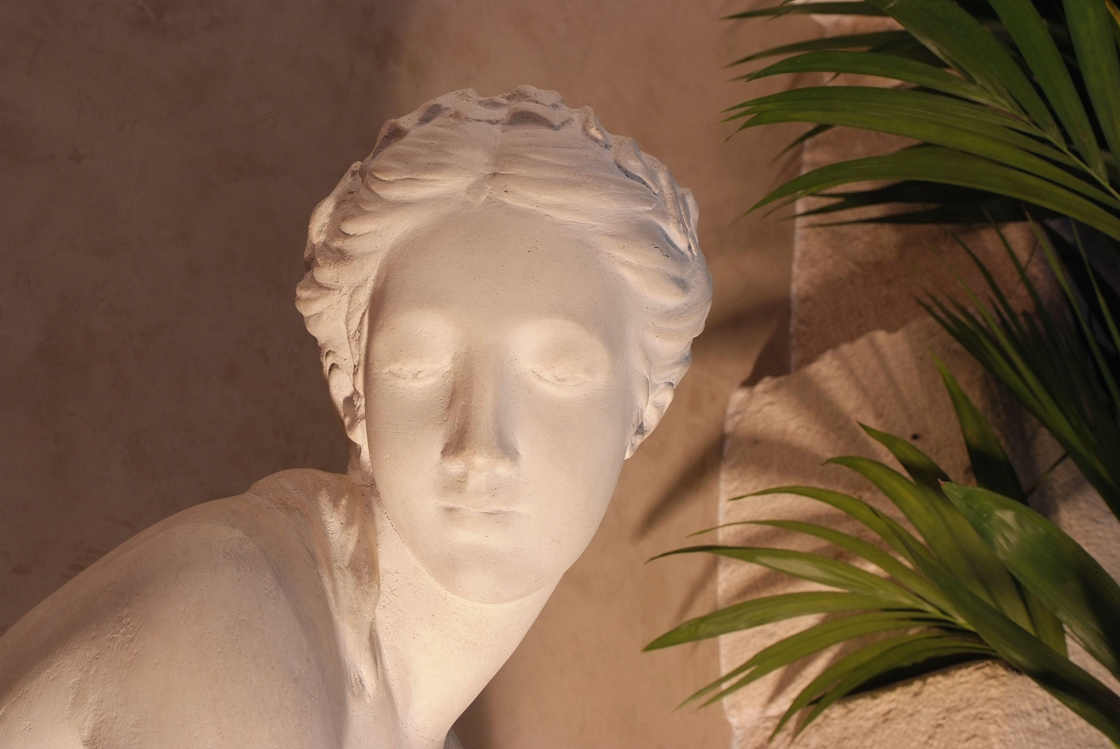 Korner Louvre 3*