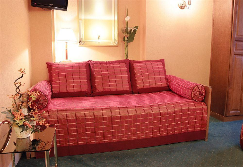 Hotel Korner Louvre 3*